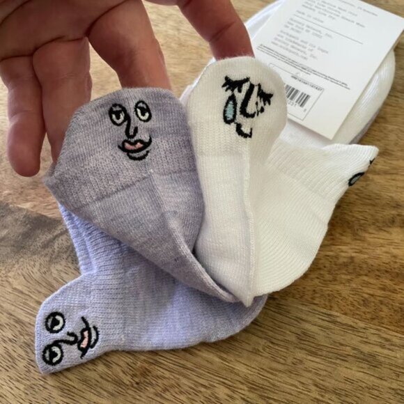 NEW 2Pk Stay Up Heel Tab Purple & White Women's Socks - Picture 1 of 3